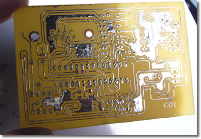 Code : k044 perchlorure de fer pour gravure des circuits imprimes ou autre.  (dissout le cuivre)